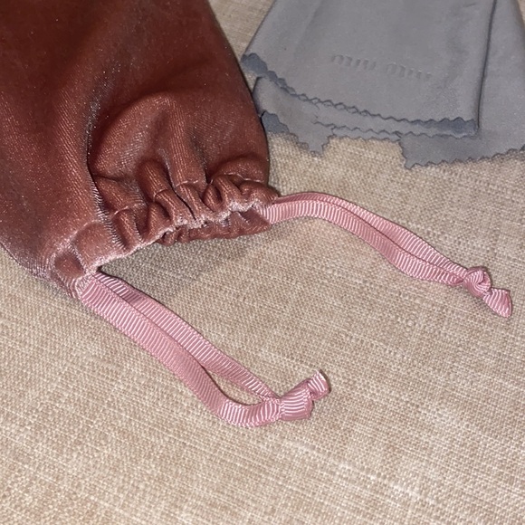 Miu Miu 👓sunglass pouch double sided cushion velvet pink lavender rose case new - Picture 6 of 6